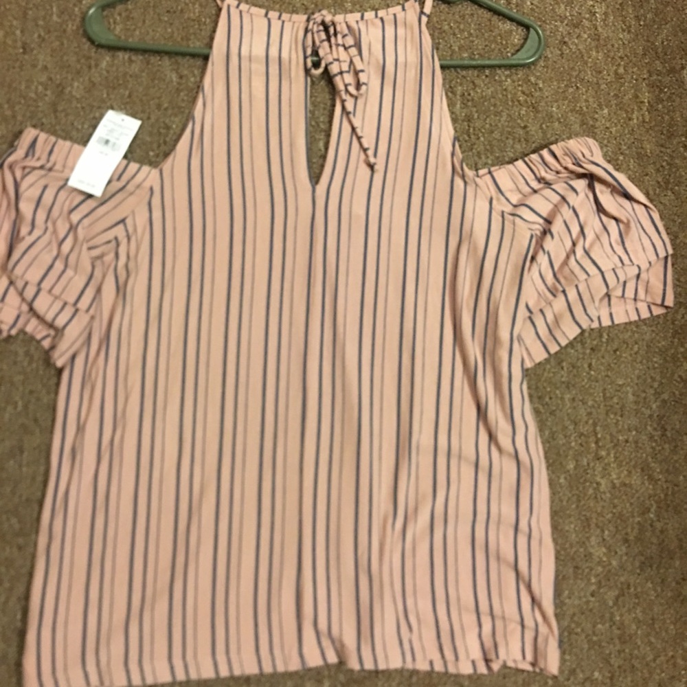 American Eagle off the shoulder top